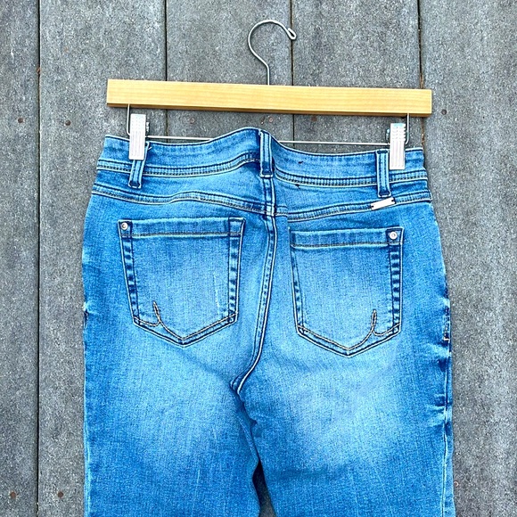 โ๏ธ Ink Denim Boot Leg Regular Fit Jeans ๐๏ธ - Picture 2 of 4